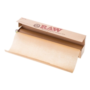 גליל נייר פרגמנט מבית RAW